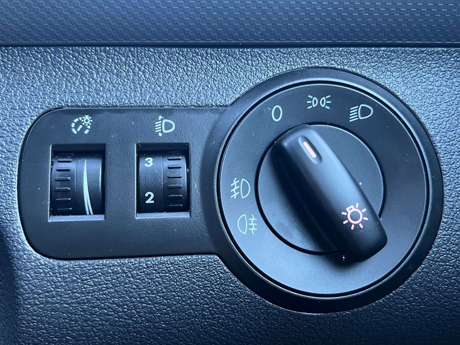 Used Volkswagen Caddy Maxi Life 2014 for sale - 75557522: Photo 51