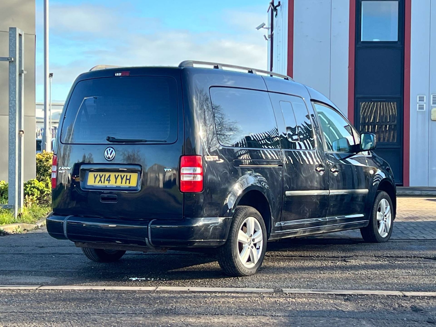 Used Volkswagen Caddy Maxi Life 2014 for sale - 75557522: Photo 8