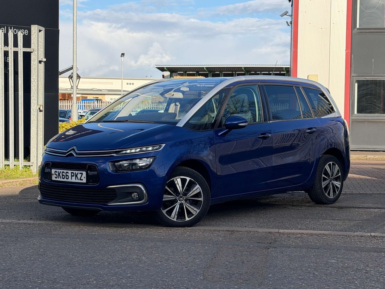 Used Citroen Grand C4 Picasso 2016 for sale - 77556773: Photo 15