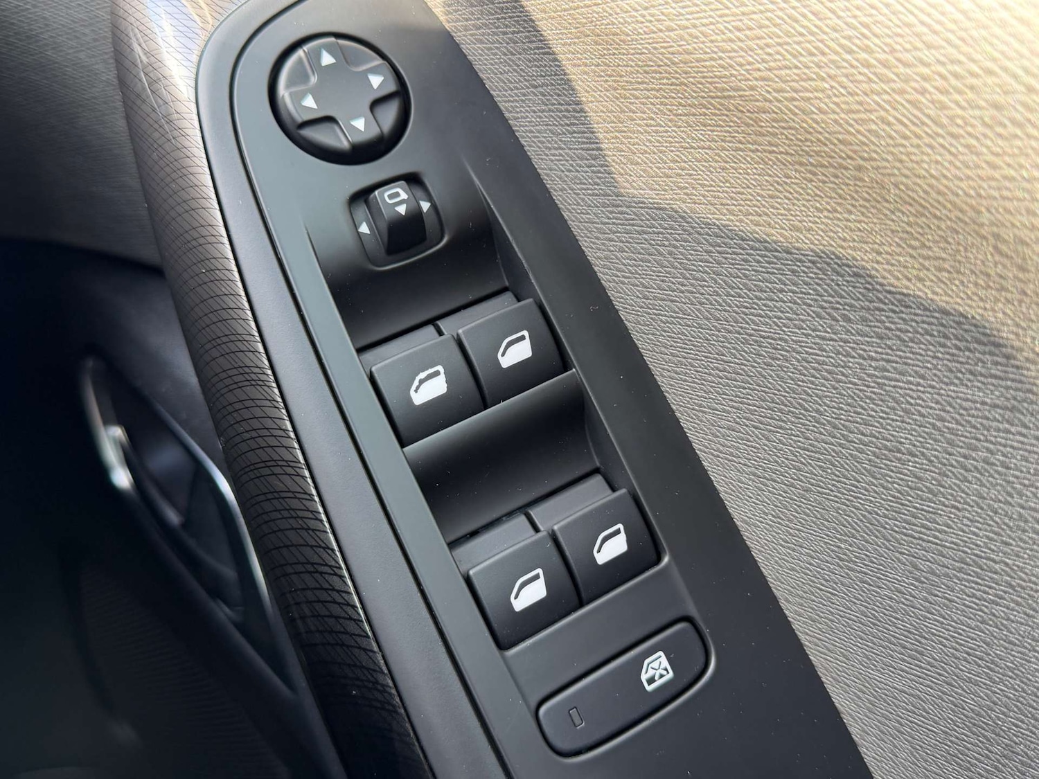 Used Citroen Grand C4 Picasso 2016 for sale - 77556773: Photo 72