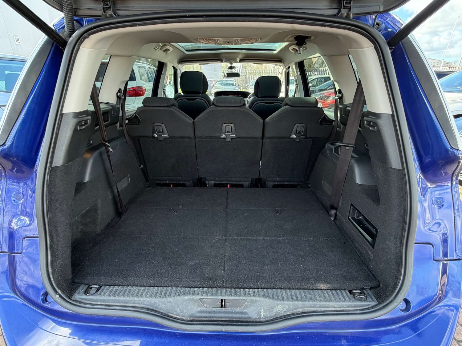 Used Citroen Grand C4 Picasso 2016 for sale - 77556773: Photo 74