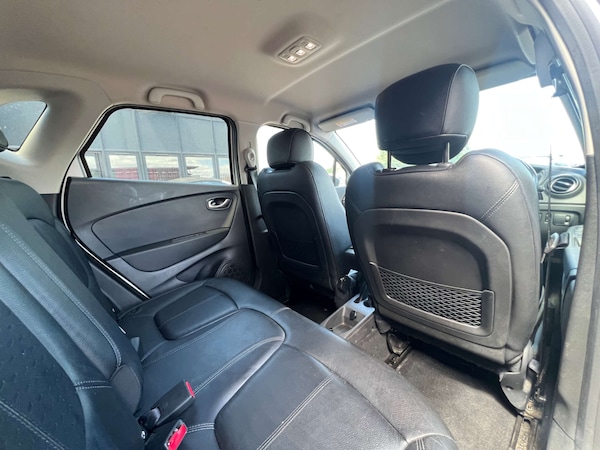 Used Renault Captur 2017 for sale - 75159355: Photo 23