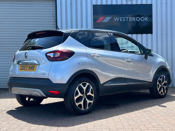 Used Renault Captur 2017 for sale - 75159355: Photo 2