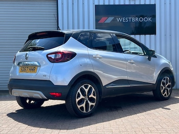 Used Renault Captur 2017 for sale - 75159355: Photo