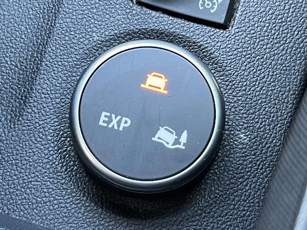 Used Renault Captur 2017 for sale - 75159355: Photo 33
