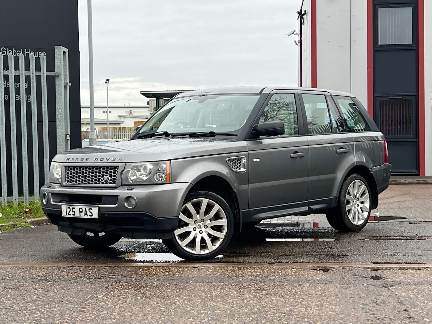 Used Land Rover Range Rover Sport 2009 for sale - 77038546: Photo 16