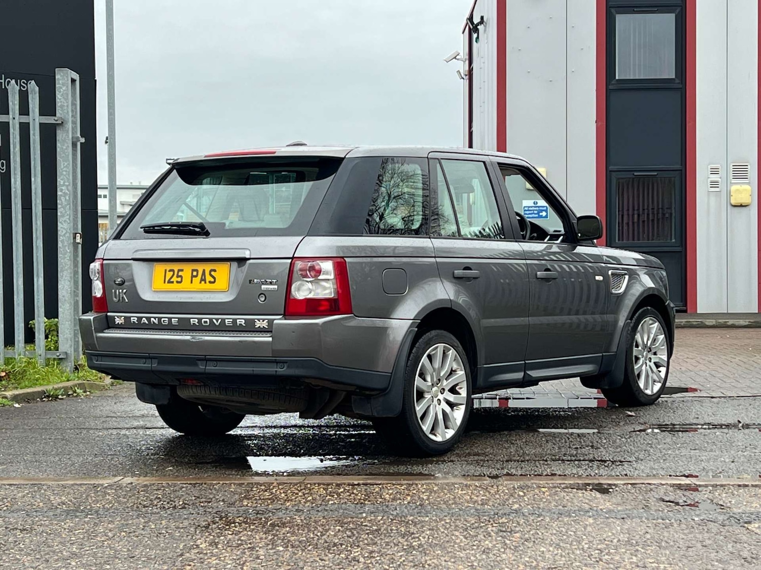 Used Land Rover Range Rover Sport 2009 for sale - 77038546: Photo 17