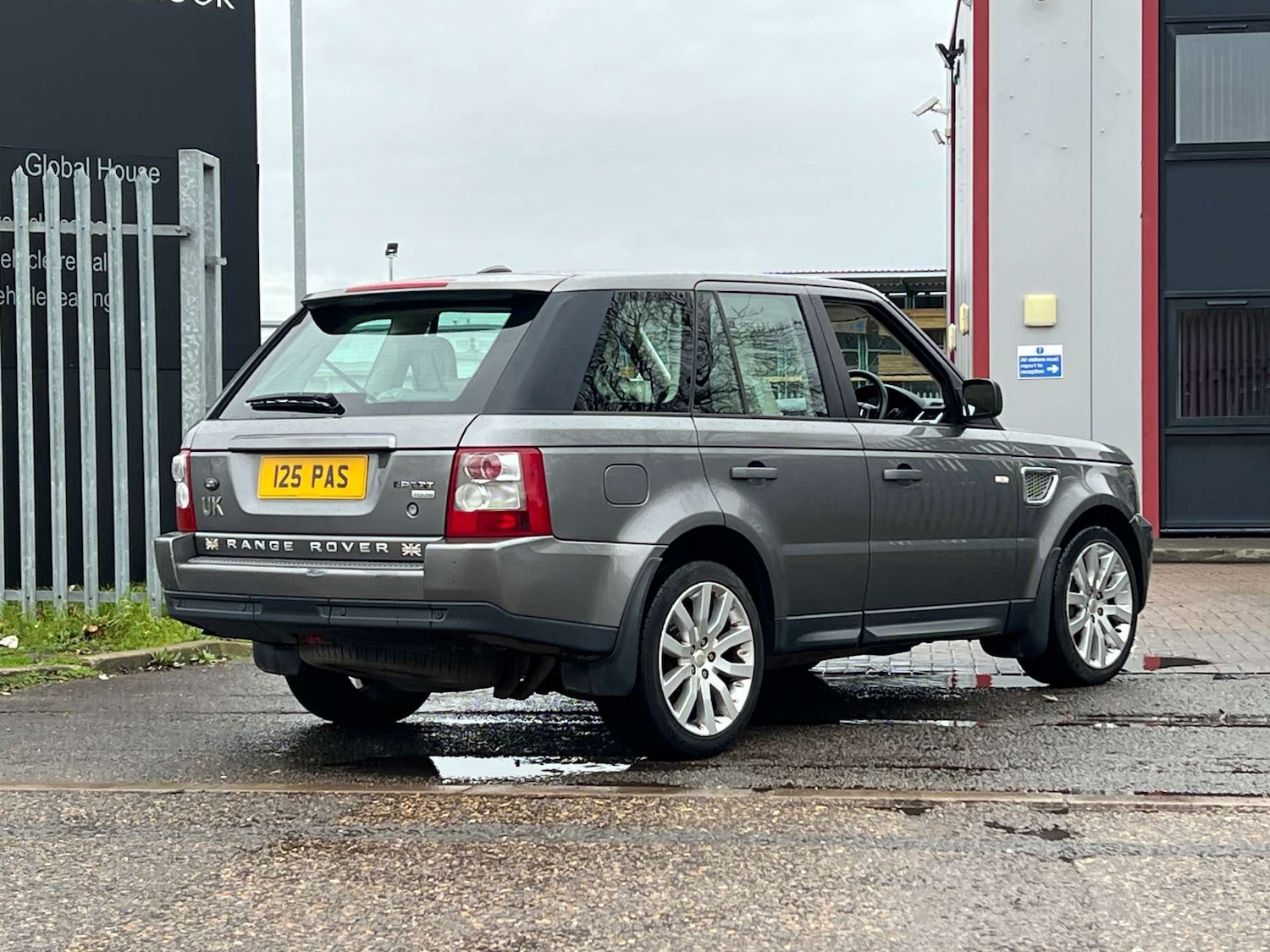 Used Land Rover Range Rover Sport 2009 for sale - 77038546: Photo 18