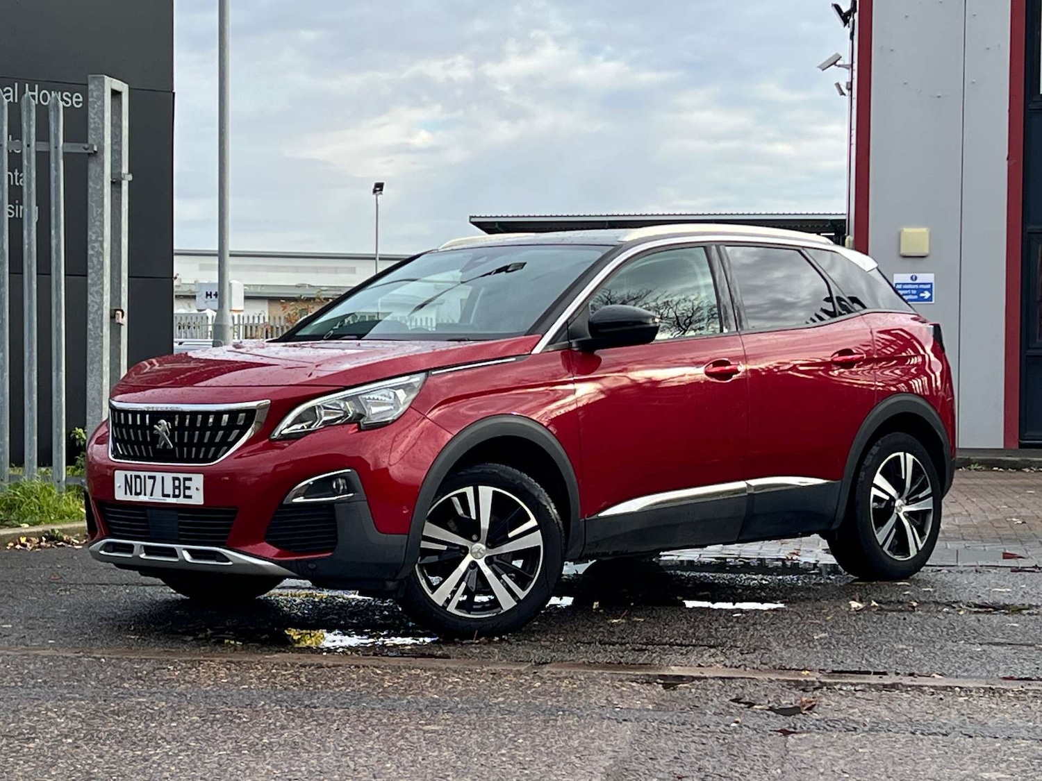 Used Peugeot 3008 2017 for sale - 77662779: Photo 16