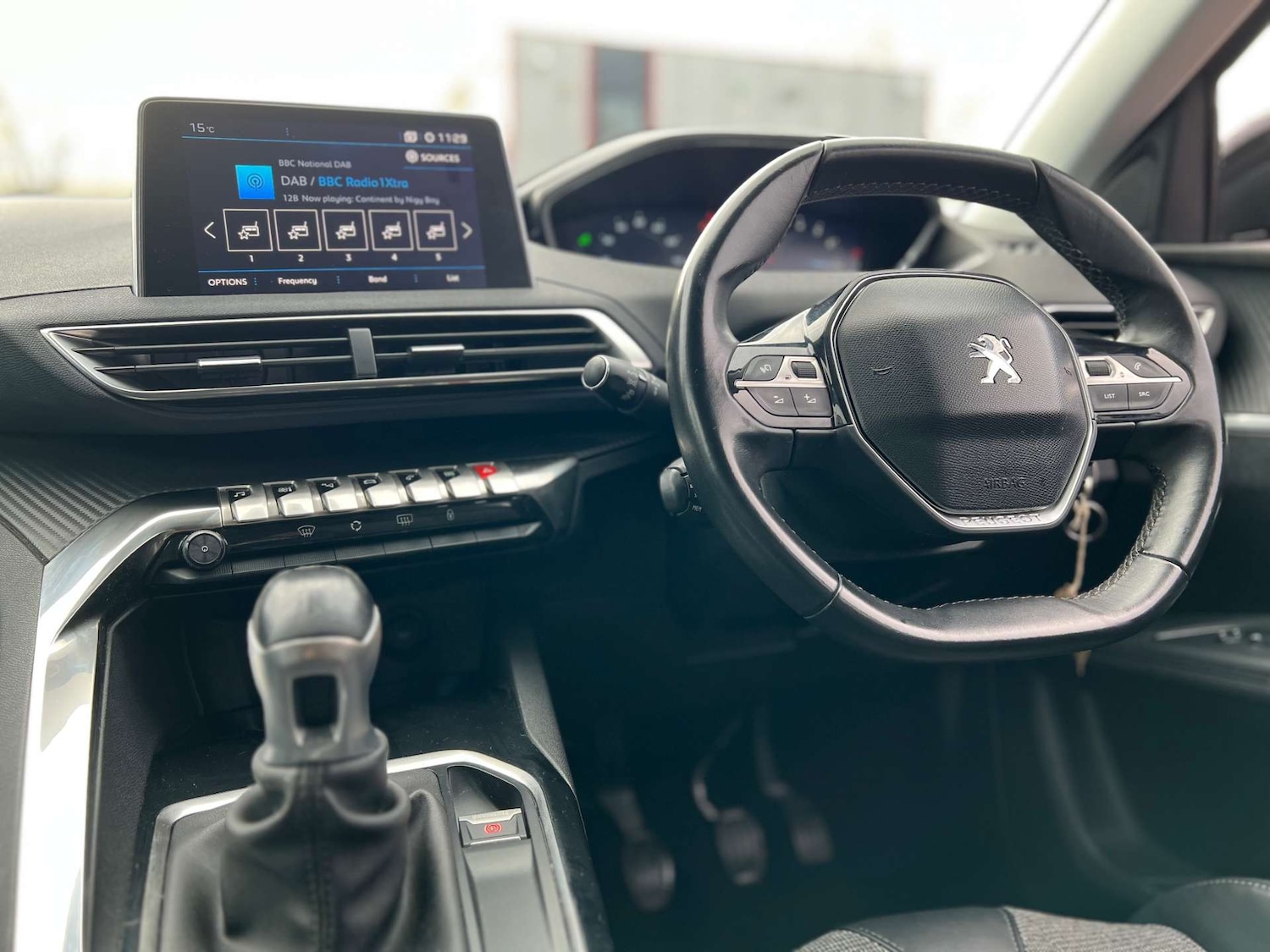 Used Peugeot 3008 2017 for sale - 77662779: Photo 24