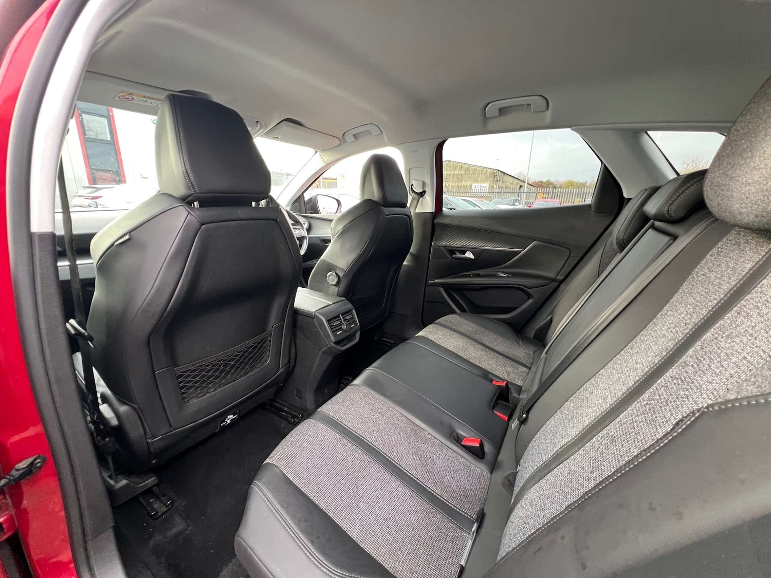 Used Peugeot 3008 2017 for sale - 77662779: Photo 36