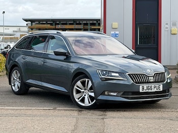Used Skoda Superb 2016 for sale - 79432789: Photo