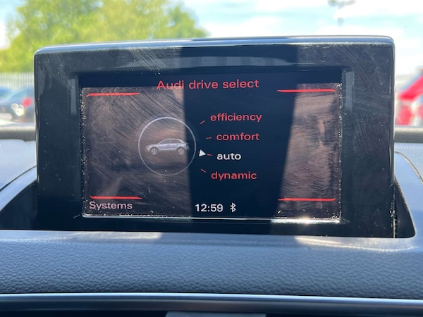 Used Audi Q3 2015 for sale - 75211775: Photo 37