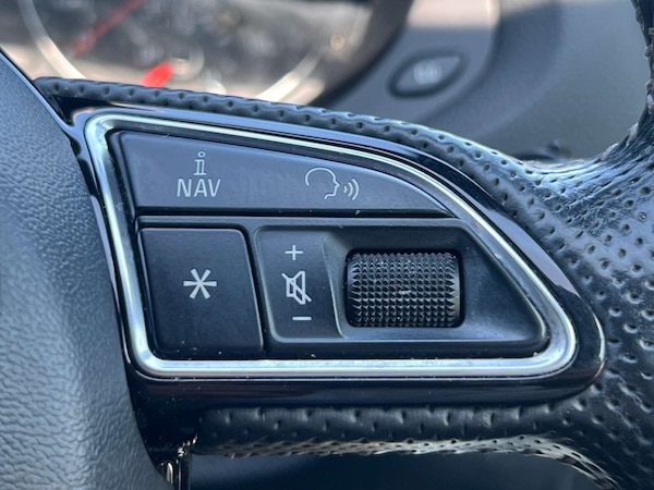 Used Audi Q3 2015 for sale - 75211775: Photo 46
