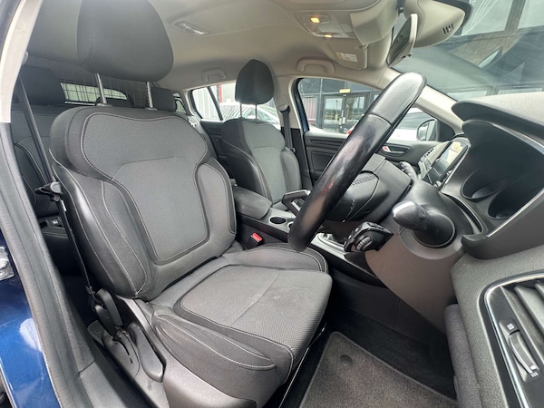 Used Renault Megane 2019 for sale - 75643009: Photo 17