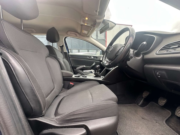 Used Renault Megane 2019 for sale - 75643009: Photo 18