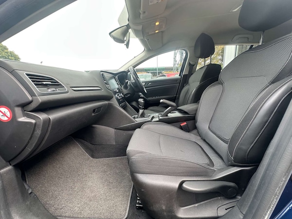 Used Renault Megane 2019 for sale - 75643009: Photo 26