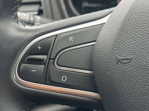 Used Renault Megane 2019 for sale - 75643009: Photo 44