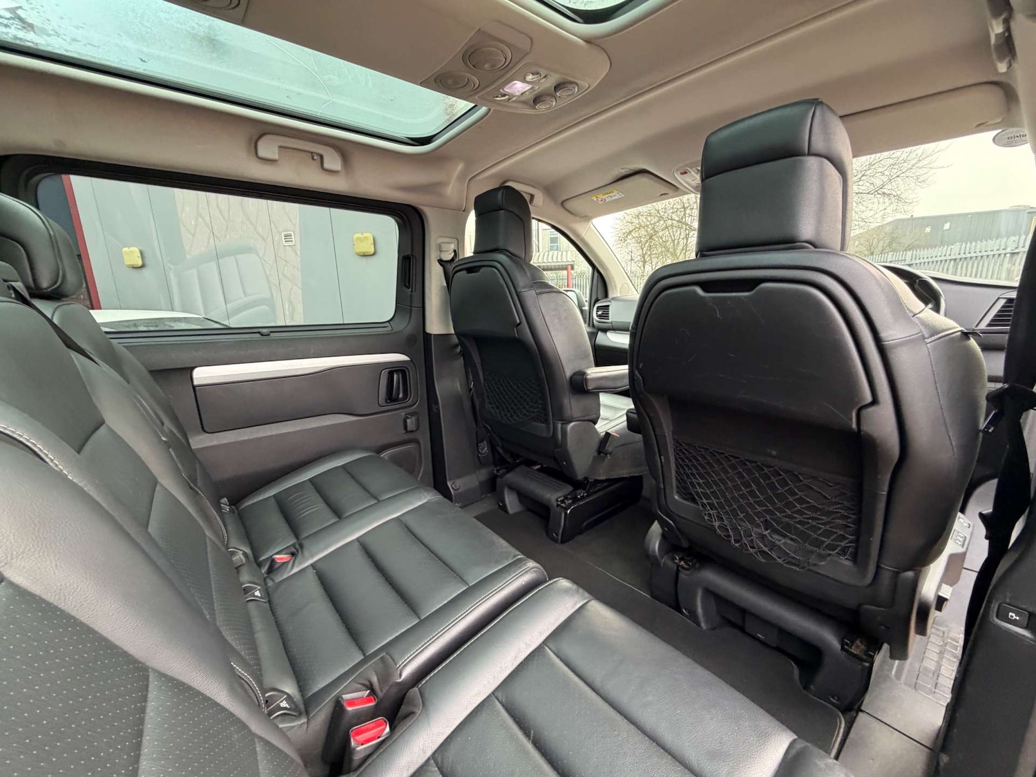 Used Peugeot Traveller 2018 for sale - 78011085: Photo 36