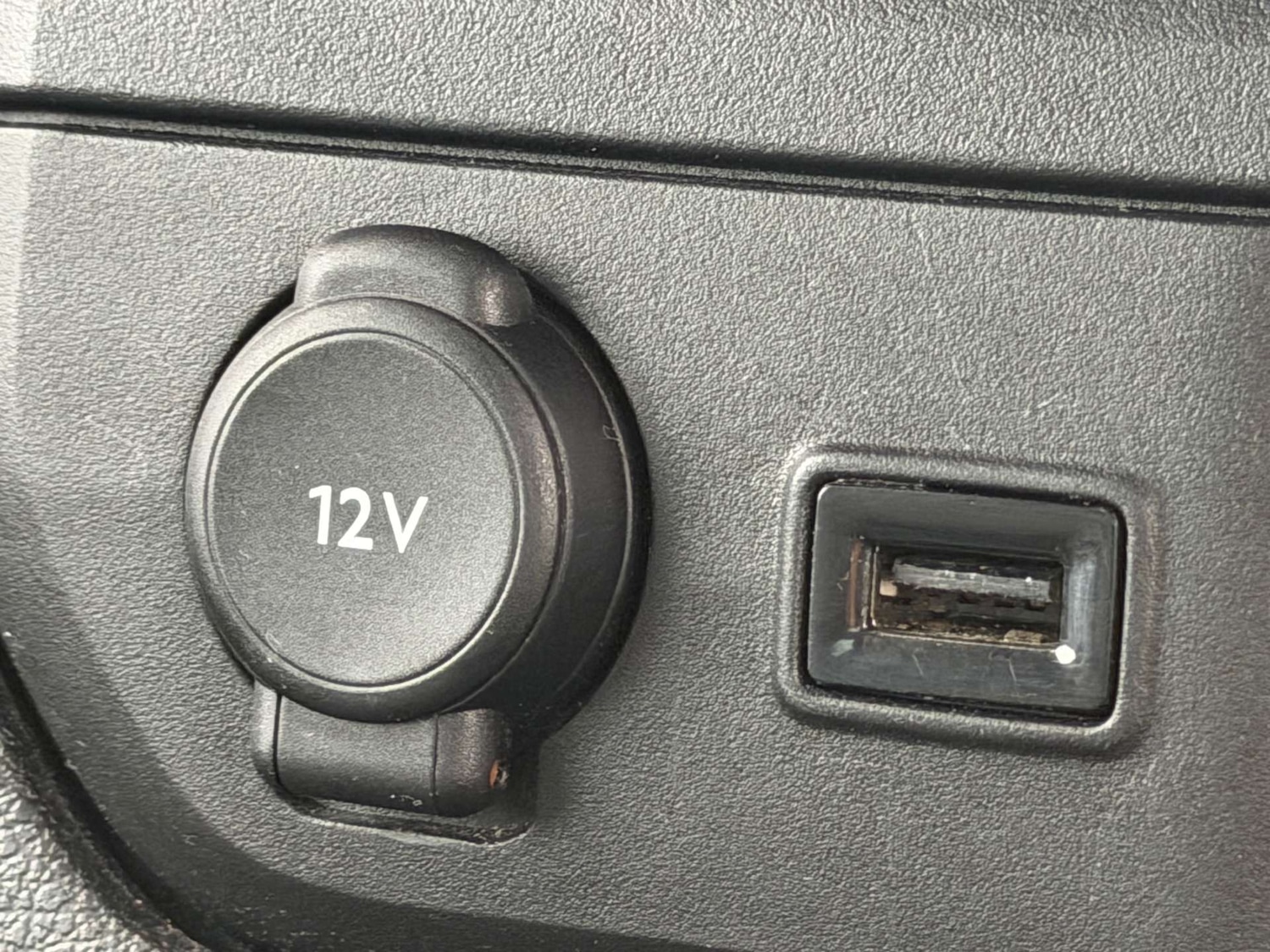 Used Peugeot Traveller 2018 for sale - 78011085: Photo 54