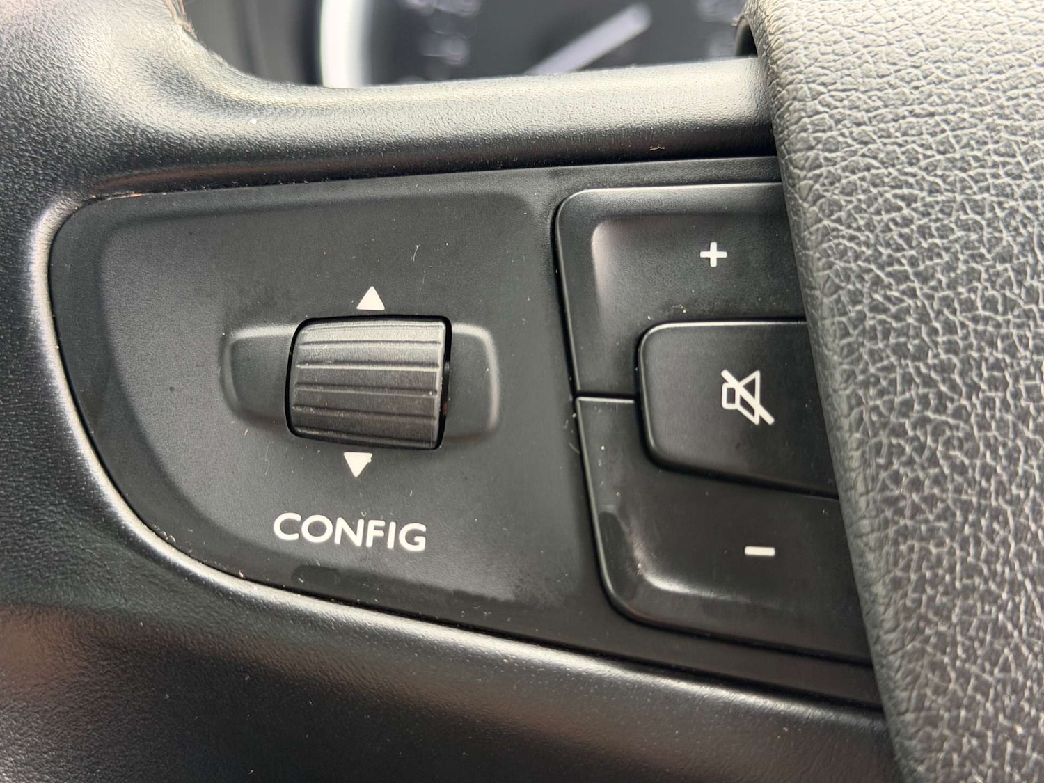 Used Peugeot Traveller 2018 for sale - 78011085: Photo 68