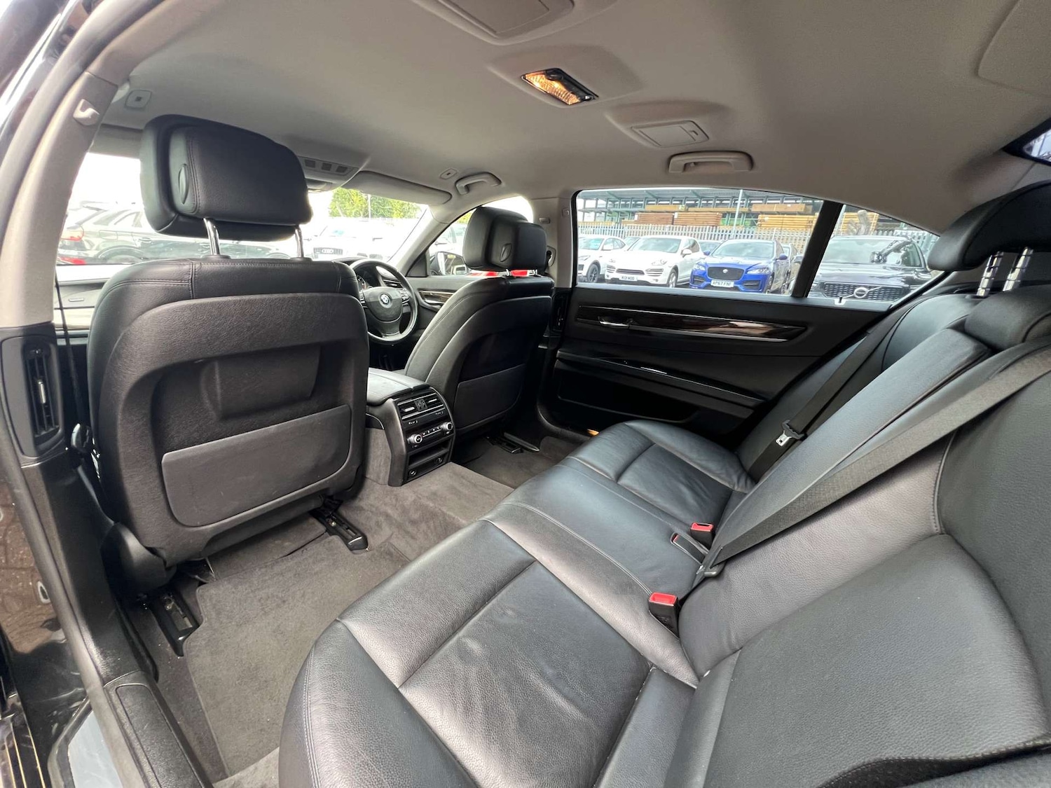 Vehicle 29