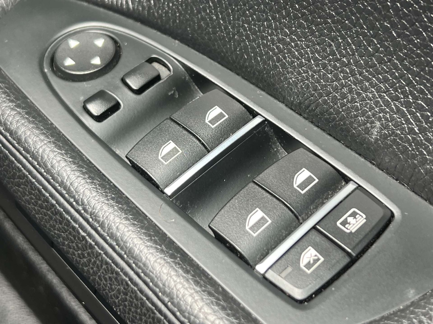Vehicle 76