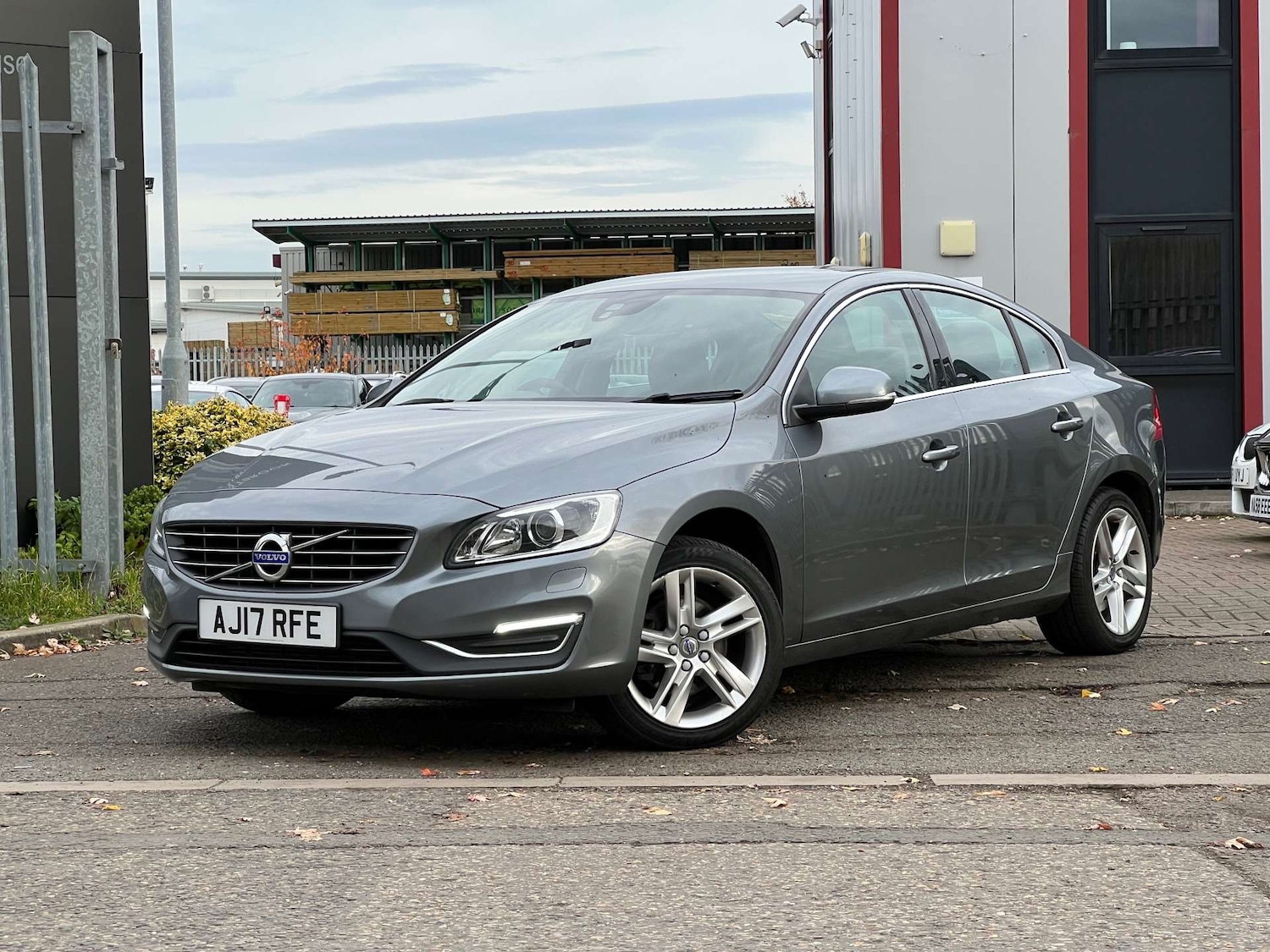Used Volvo S60 2017 for sale - 76493609: Photo 15