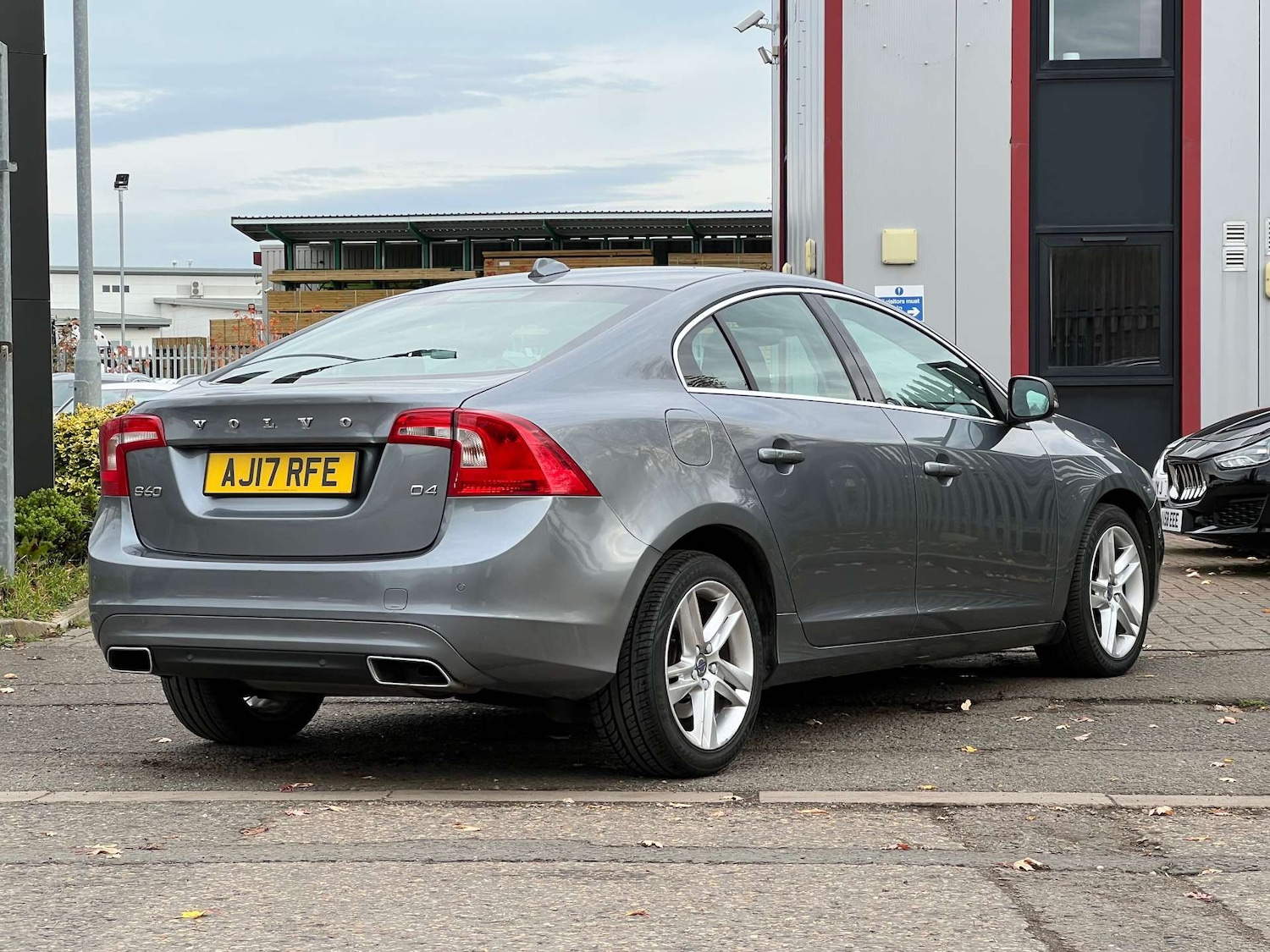Used Volvo S60 2017 for sale - 76493609: Photo 17
