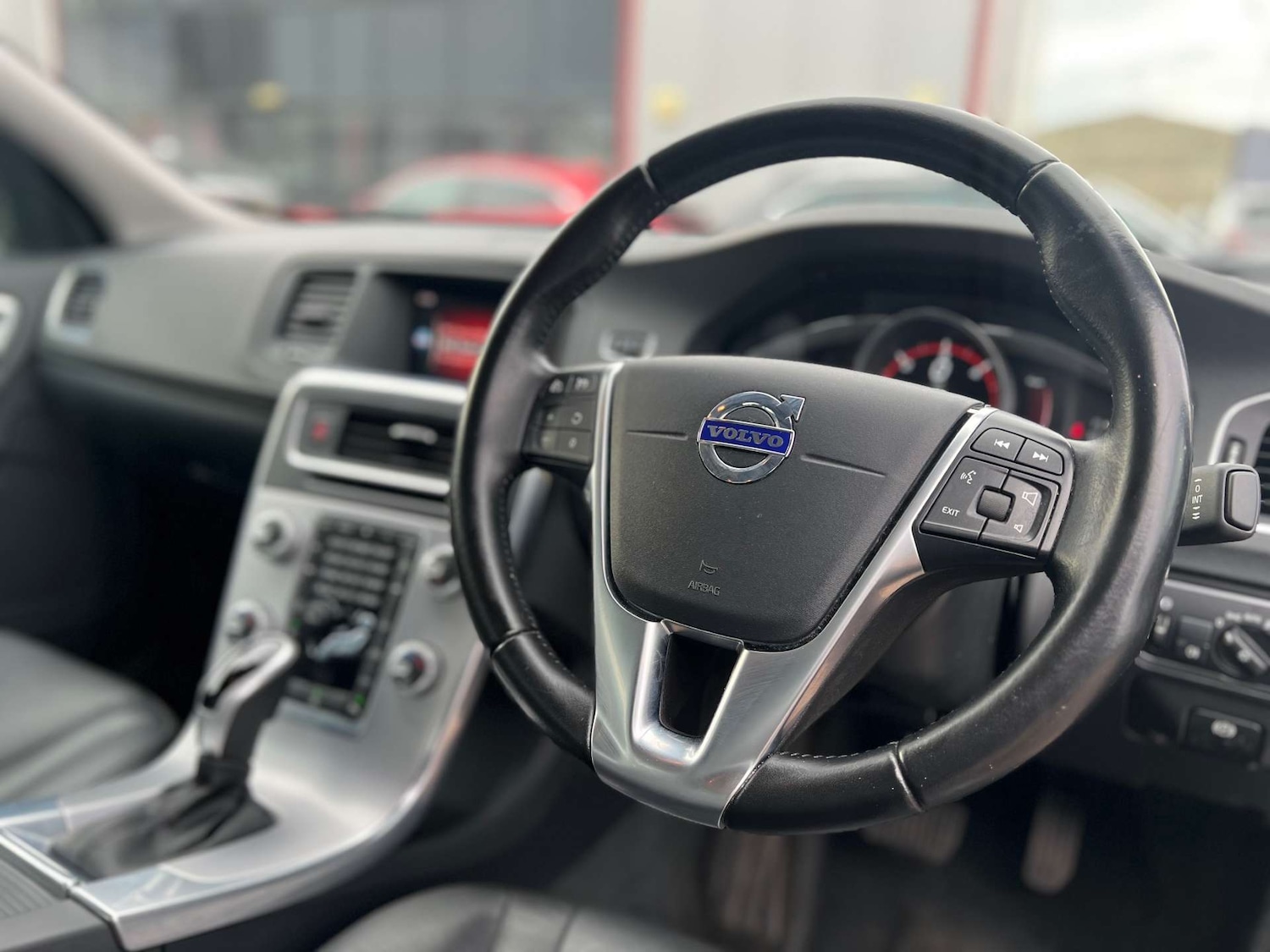 Used Volvo S60 2017 for sale - 76493609: Photo 28