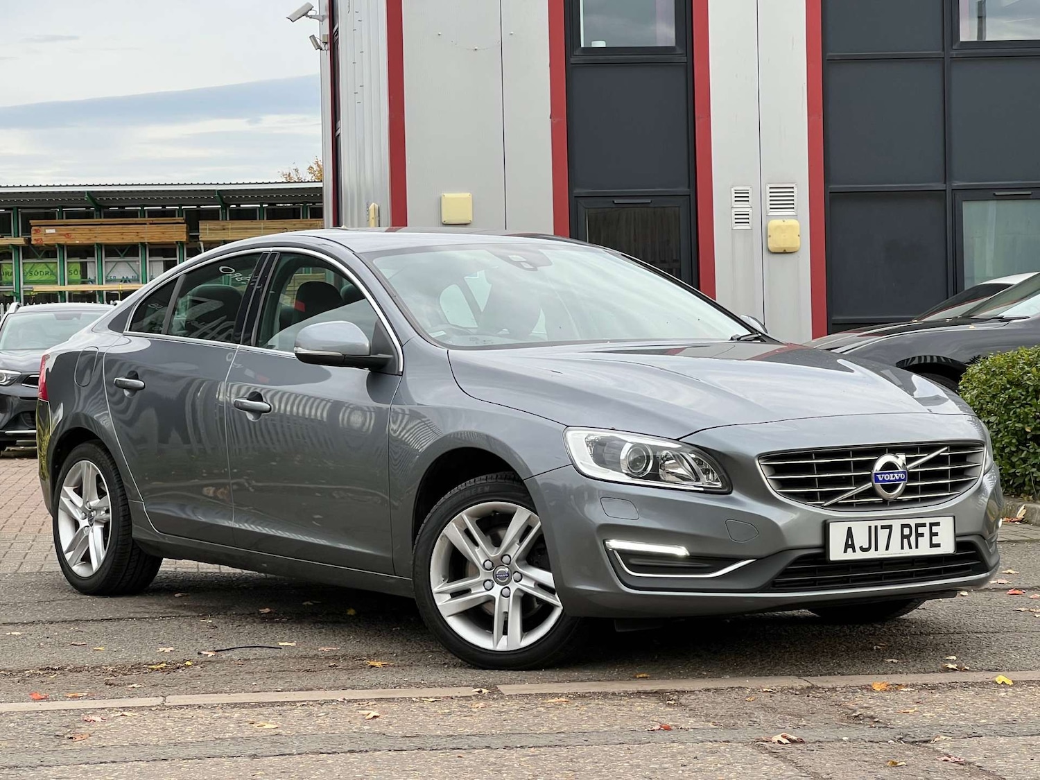 Used Volvo S60 2017 for sale - 76493609: Photo 3