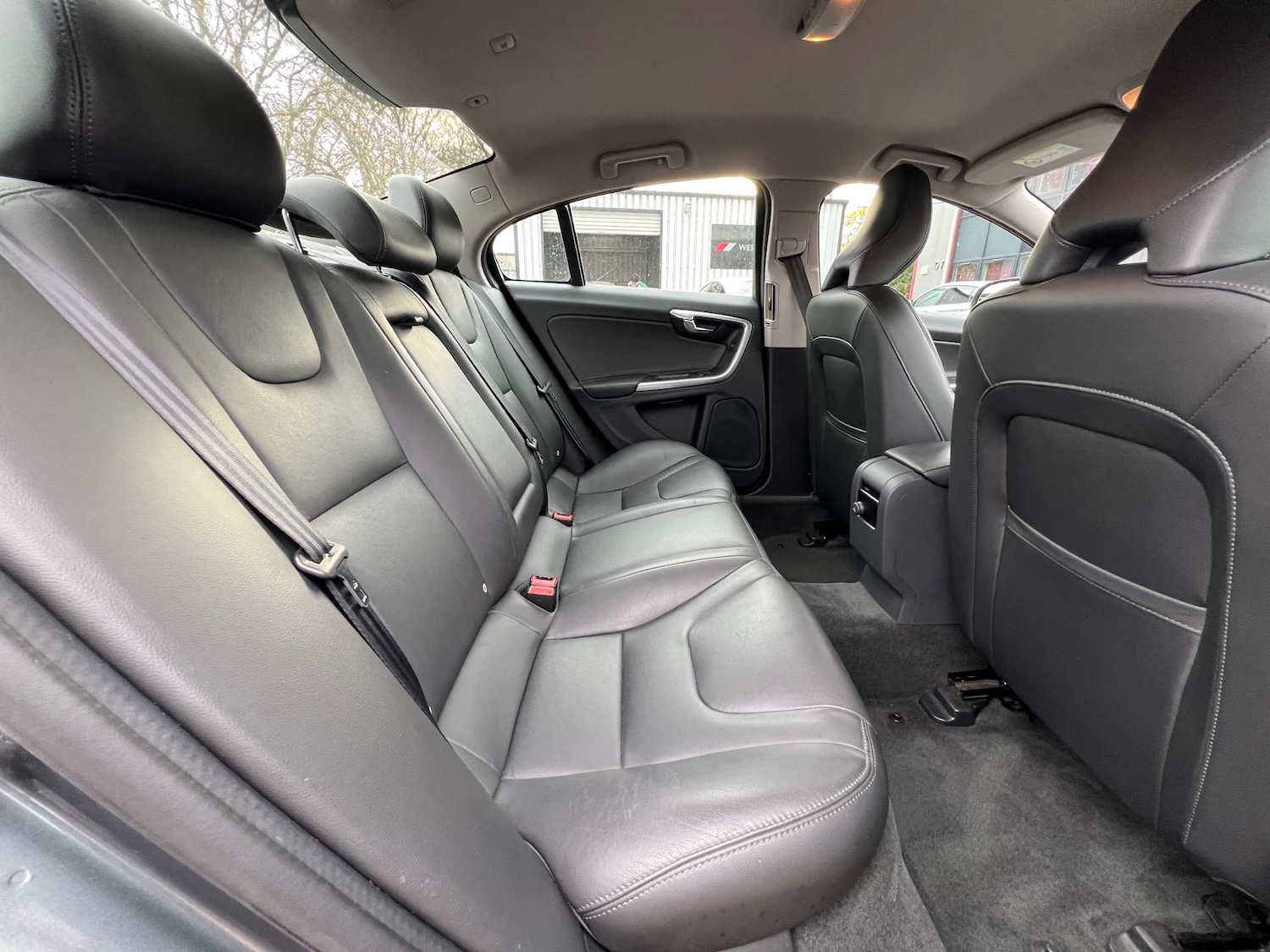 Used Volvo S60 2017 for sale - 76493609: Photo 36