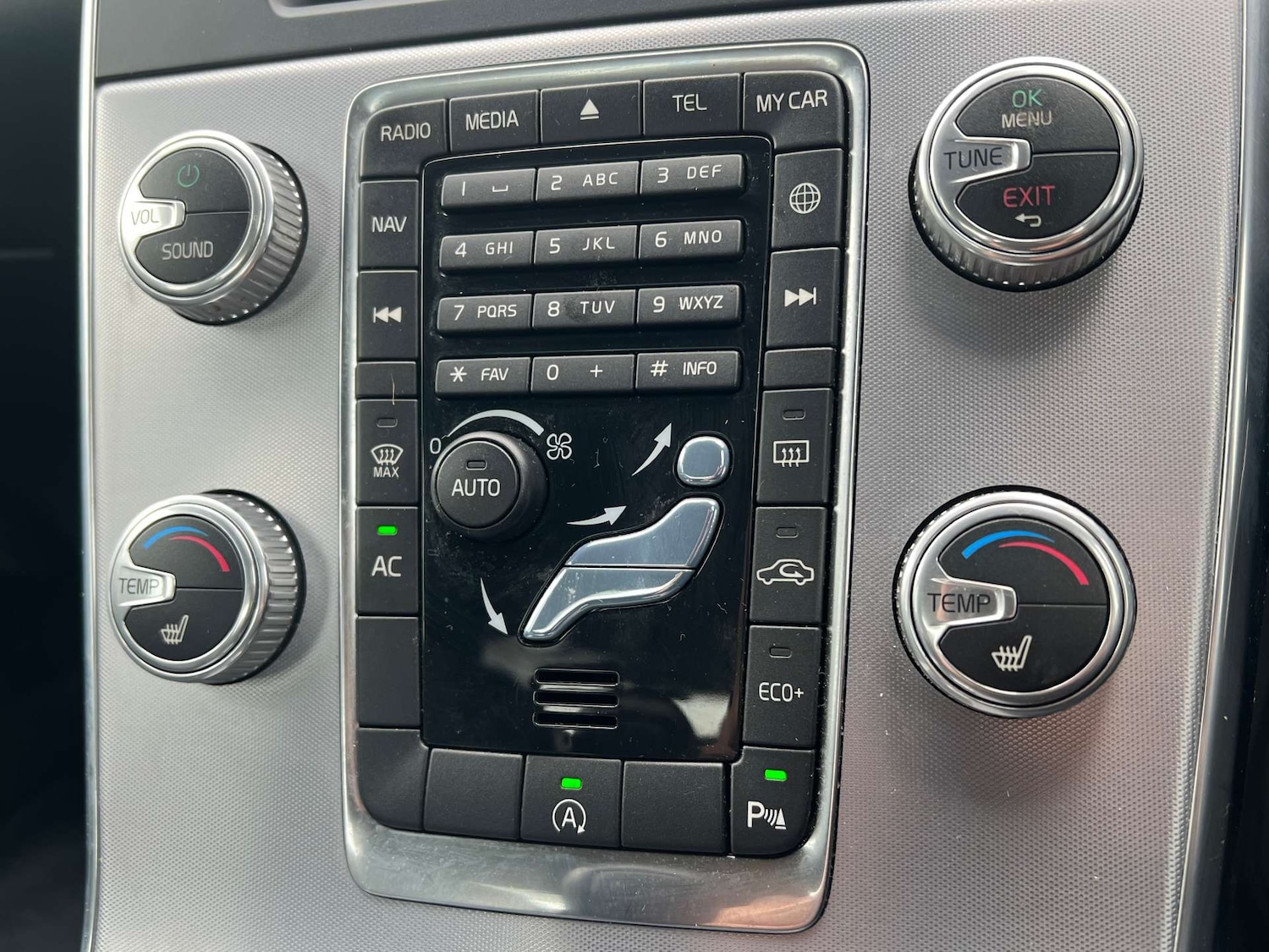 Used Volvo S60 2017 for sale - 76493609: Photo 49