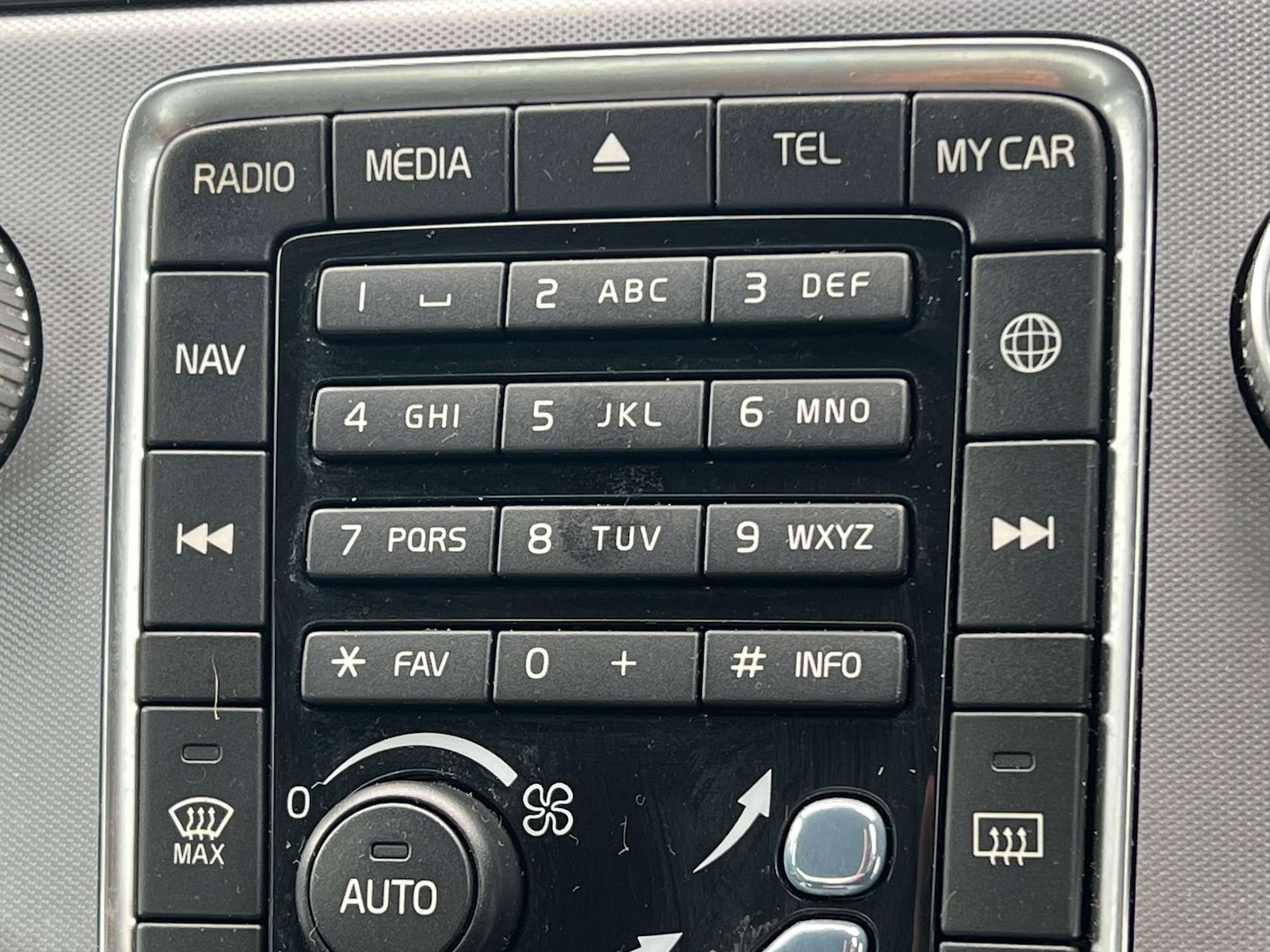 Used Volvo S60 2017 for sale - 76493609: Photo 56