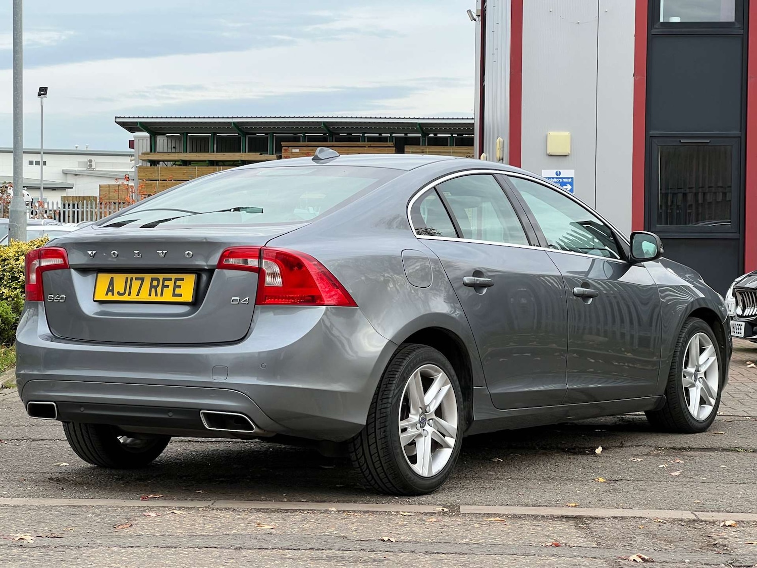 Used Volvo S60 2017 for sale - 76493609: Photo 7