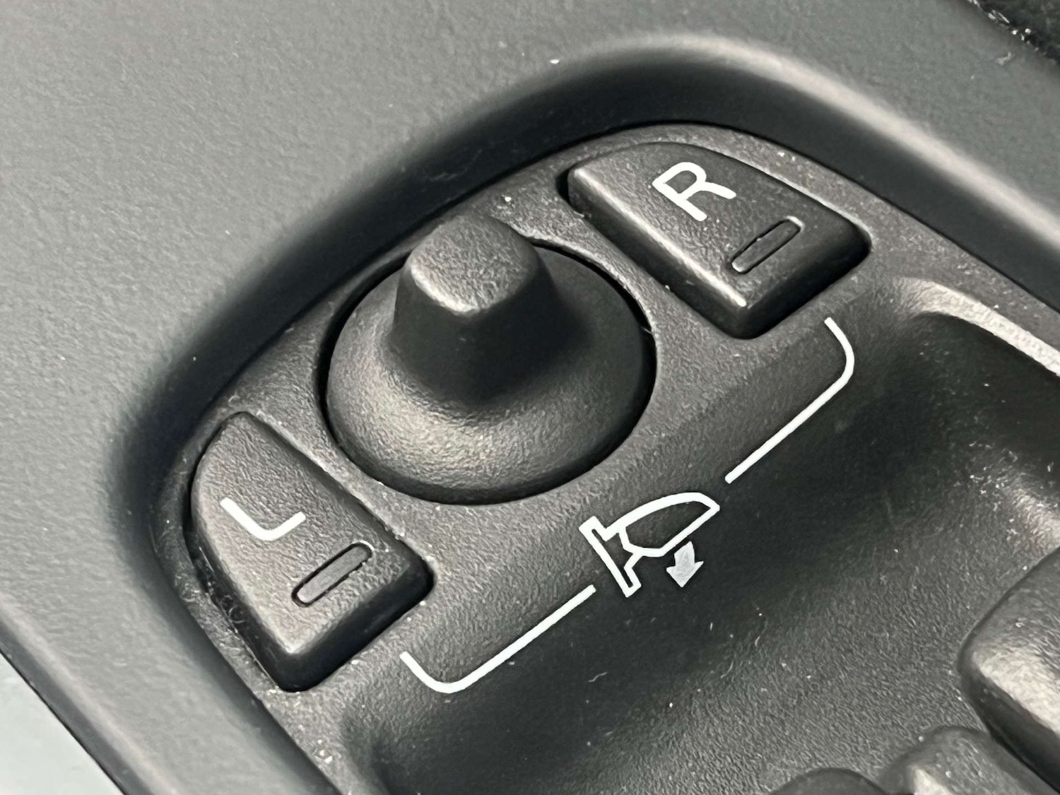 Used Volvo S60 2017 for sale - 76493609: Photo 75