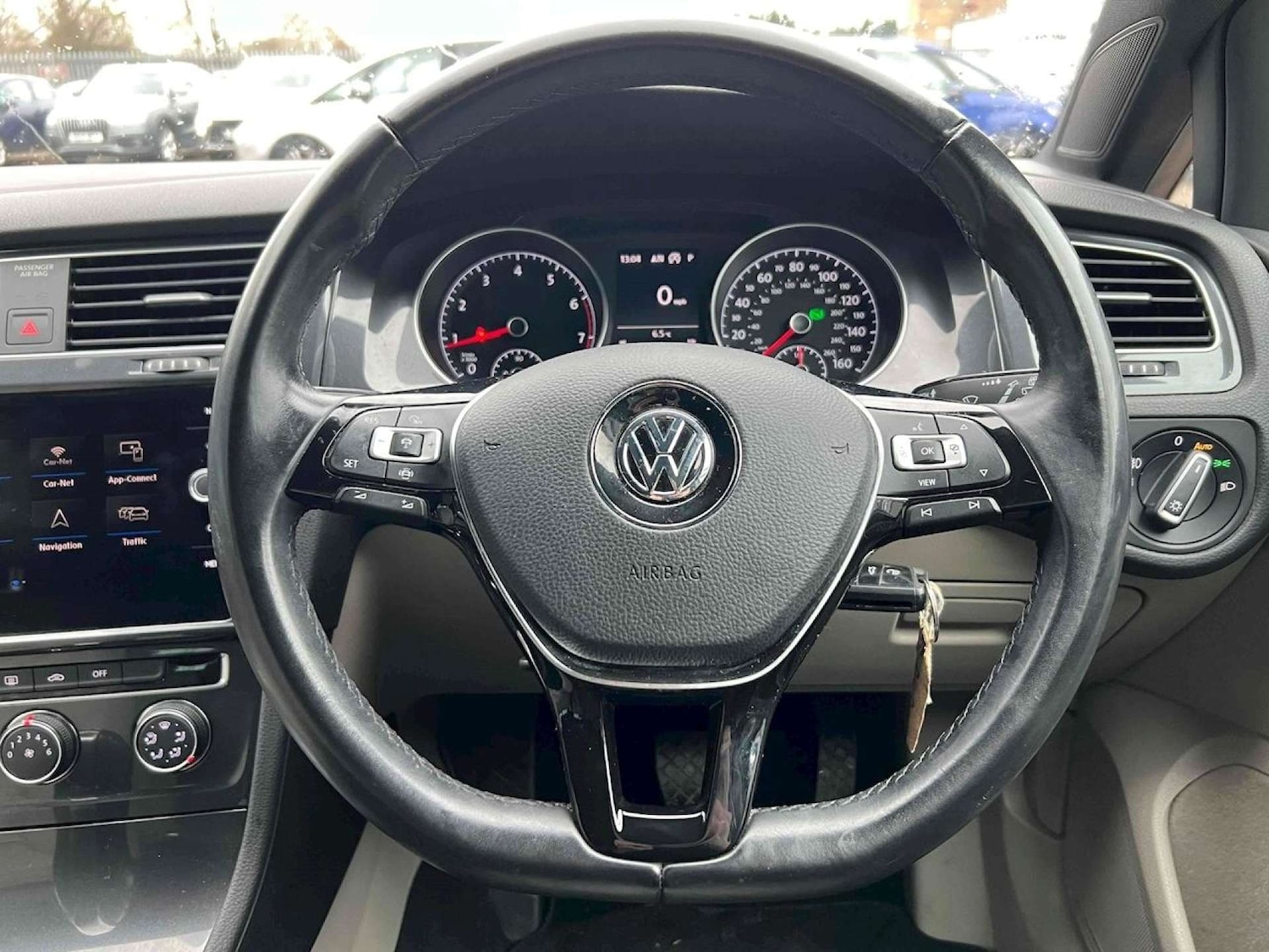 Used Volkswagen Golf 2019 for sale - 76363640: Photo 32