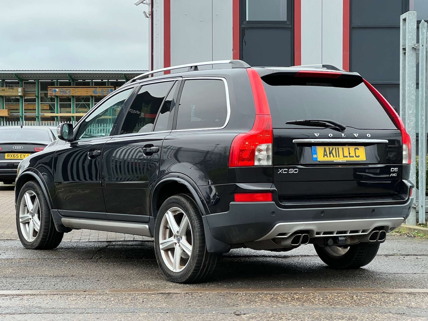 Used Volvo XC90 2011 for sale - 77088721: Photo 11