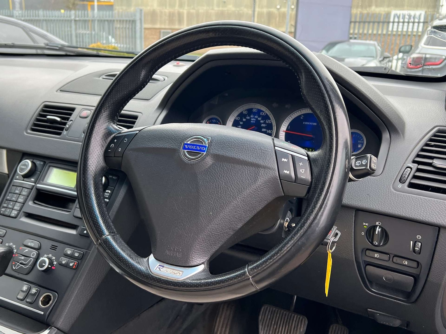 Used Volvo XC90 2011 for sale - 77088721: Photo 29