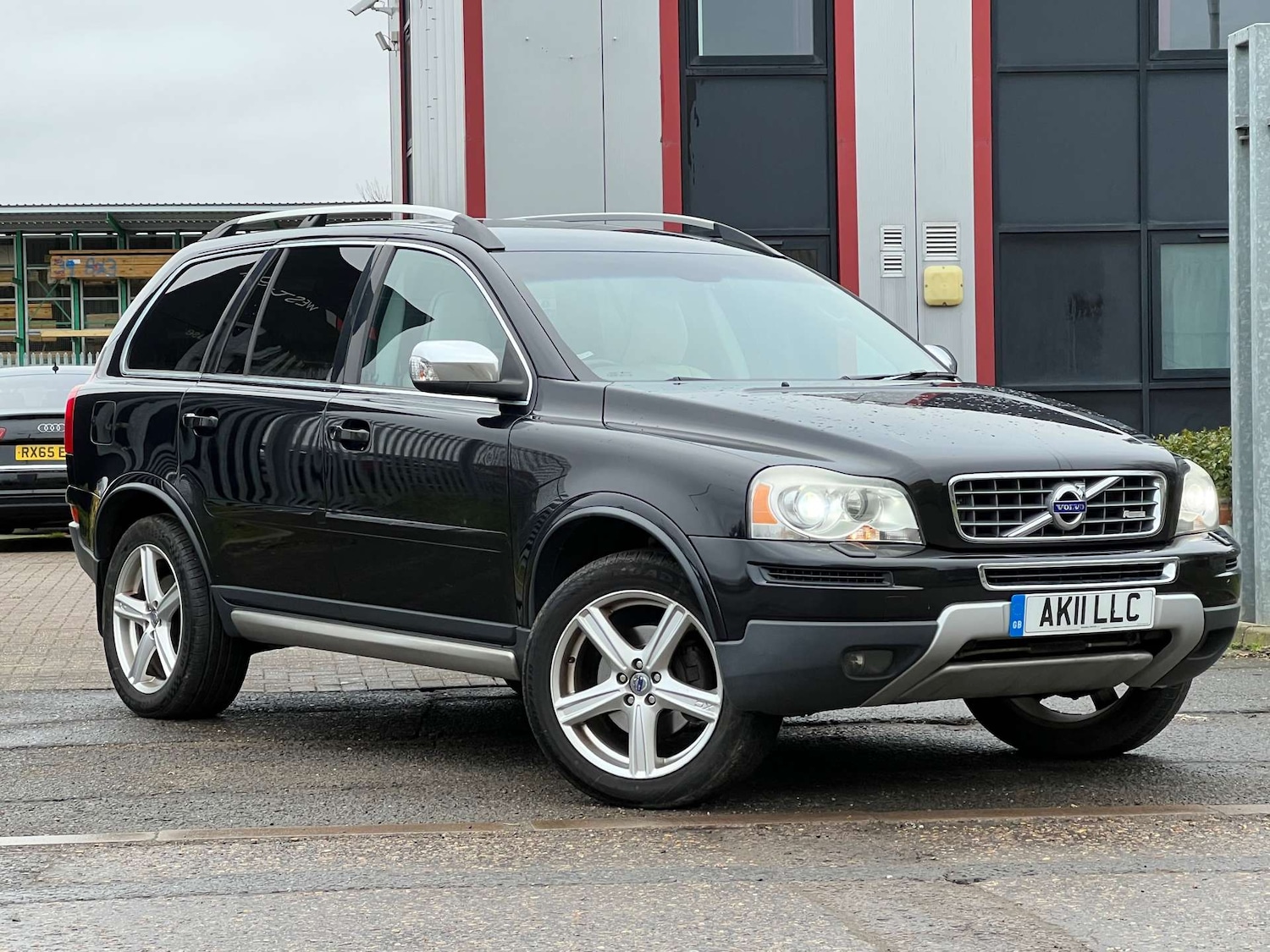 Used Volvo XC90 2011 for sale - 77088721: Photo 3