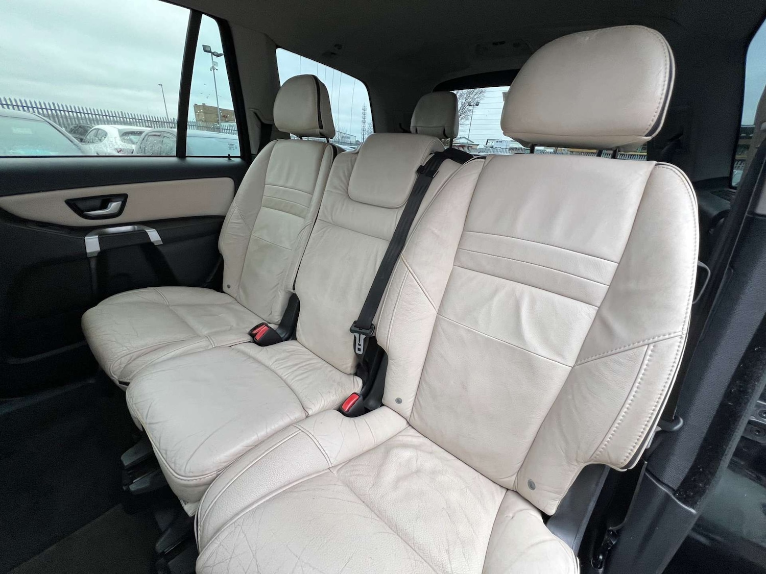 Used Volvo XC90 2011 for sale - 77088721: Photo 37