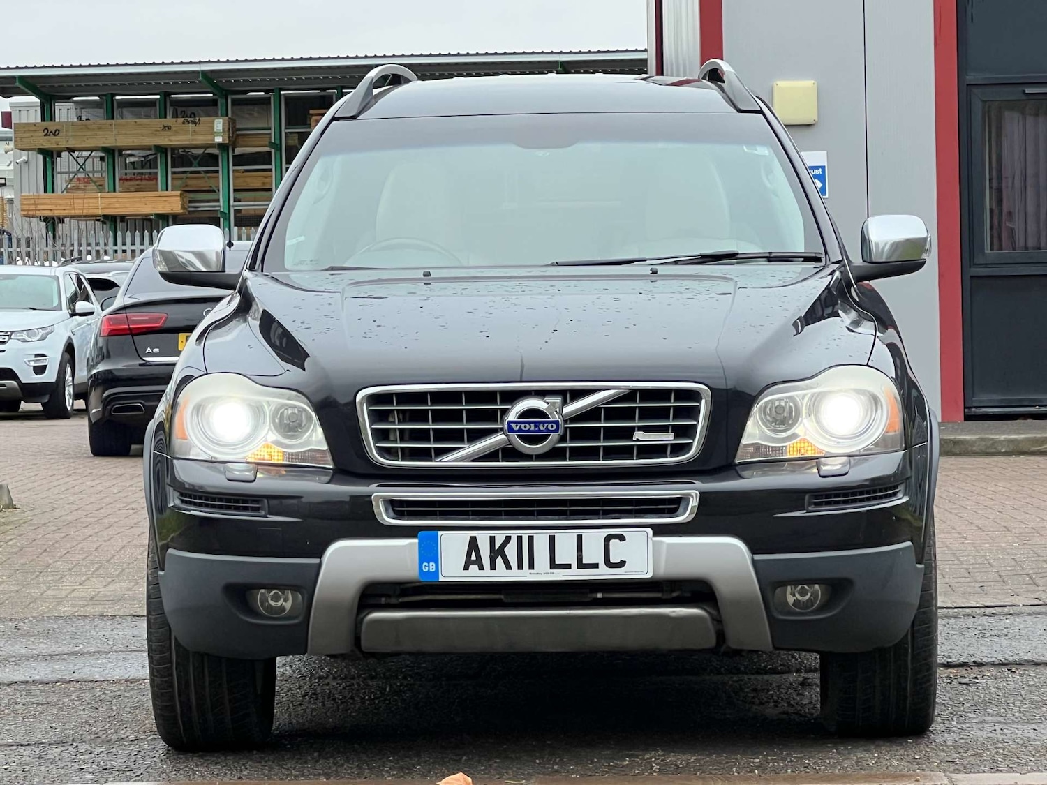 Used Volvo XC90 2011 for sale - 77088721: Photo 4