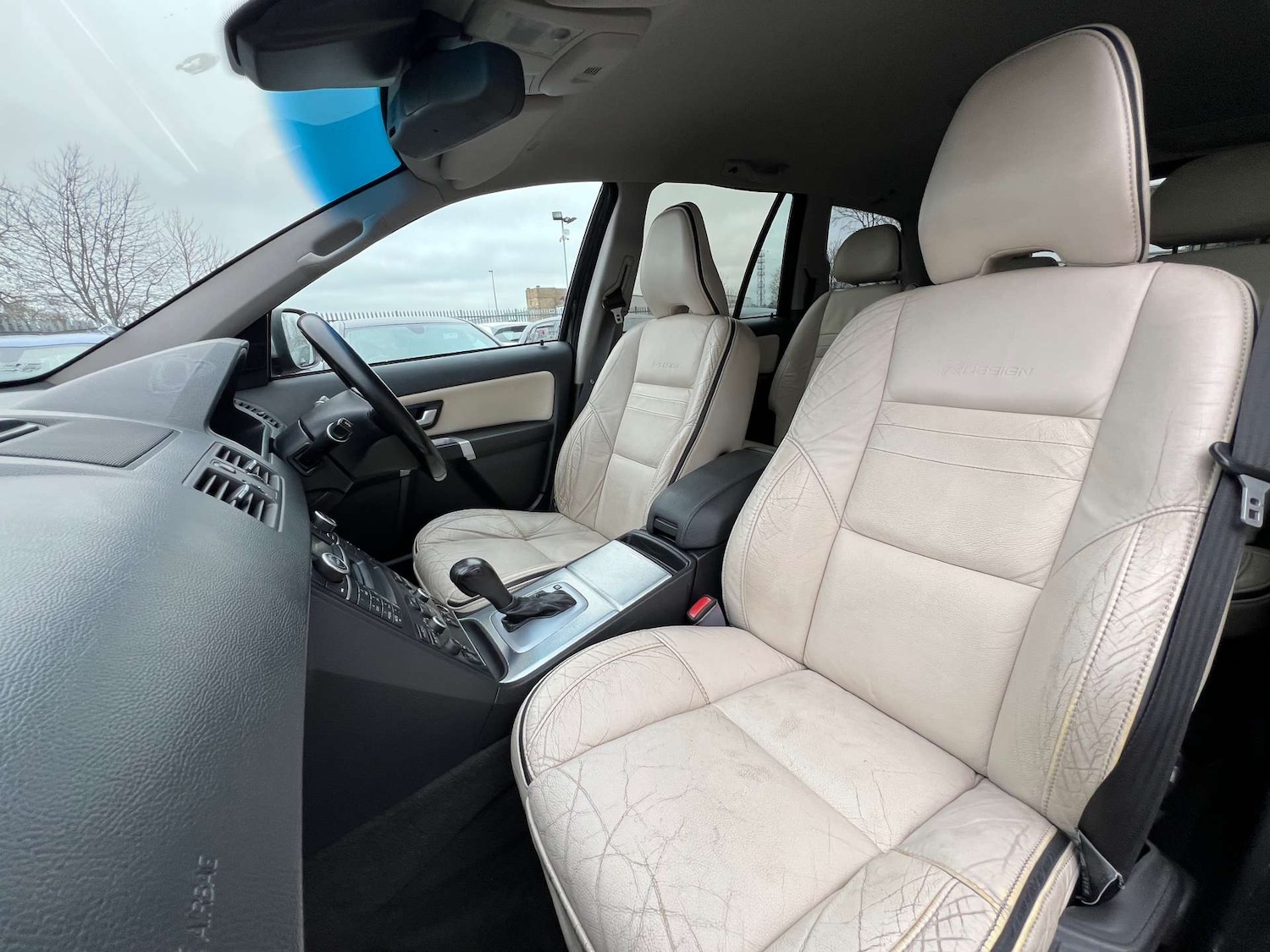 Used Volvo XC90 2011 for sale - 77088721: Photo 40