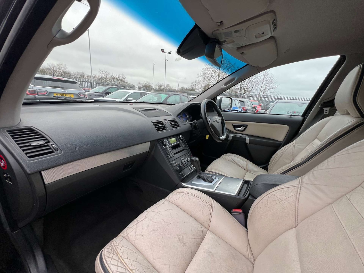 Used Volvo XC90 2011 for sale - 77088721: Photo 42