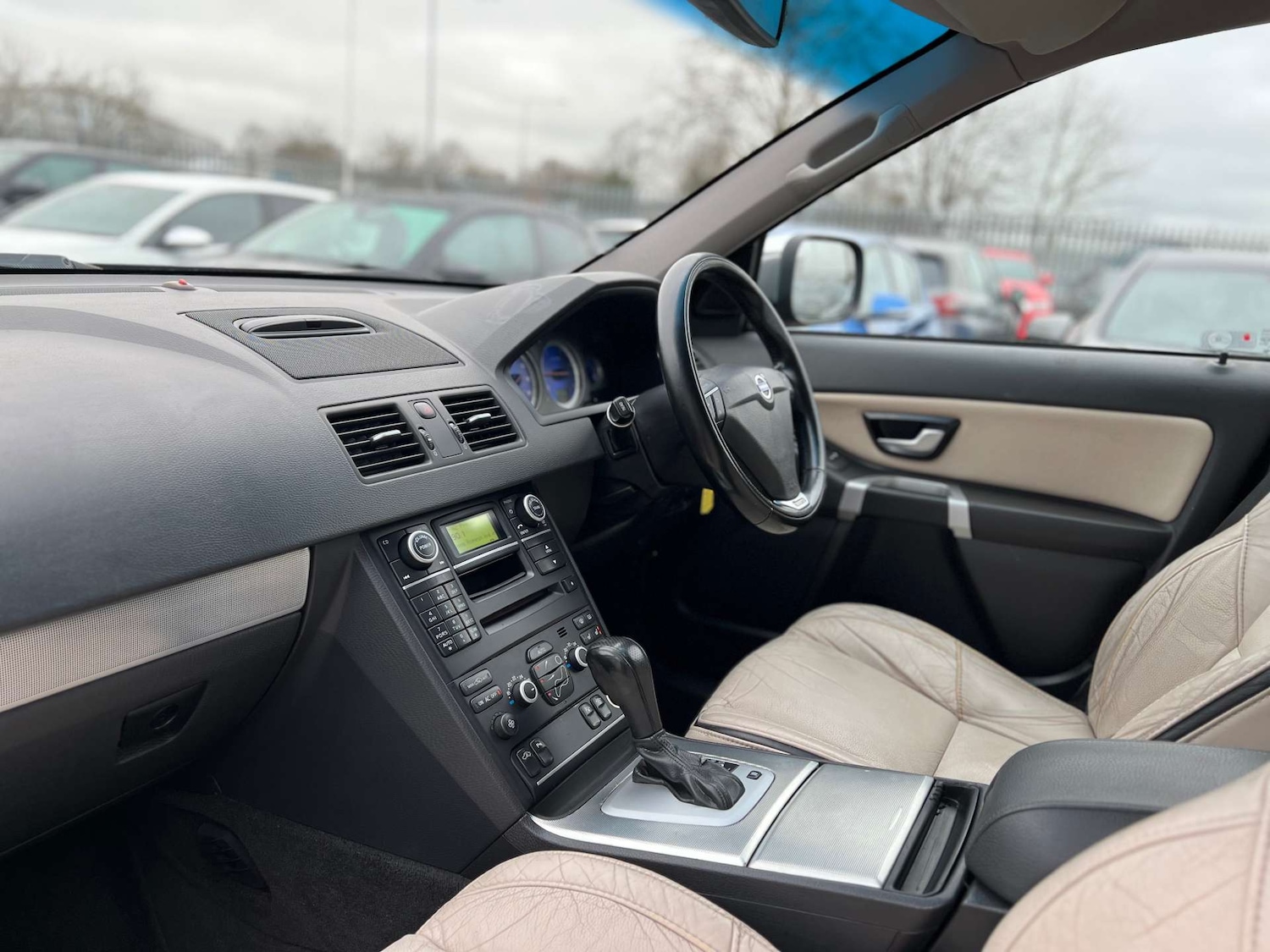 Used Volvo XC90 2011 for sale - 77088721: Photo 43