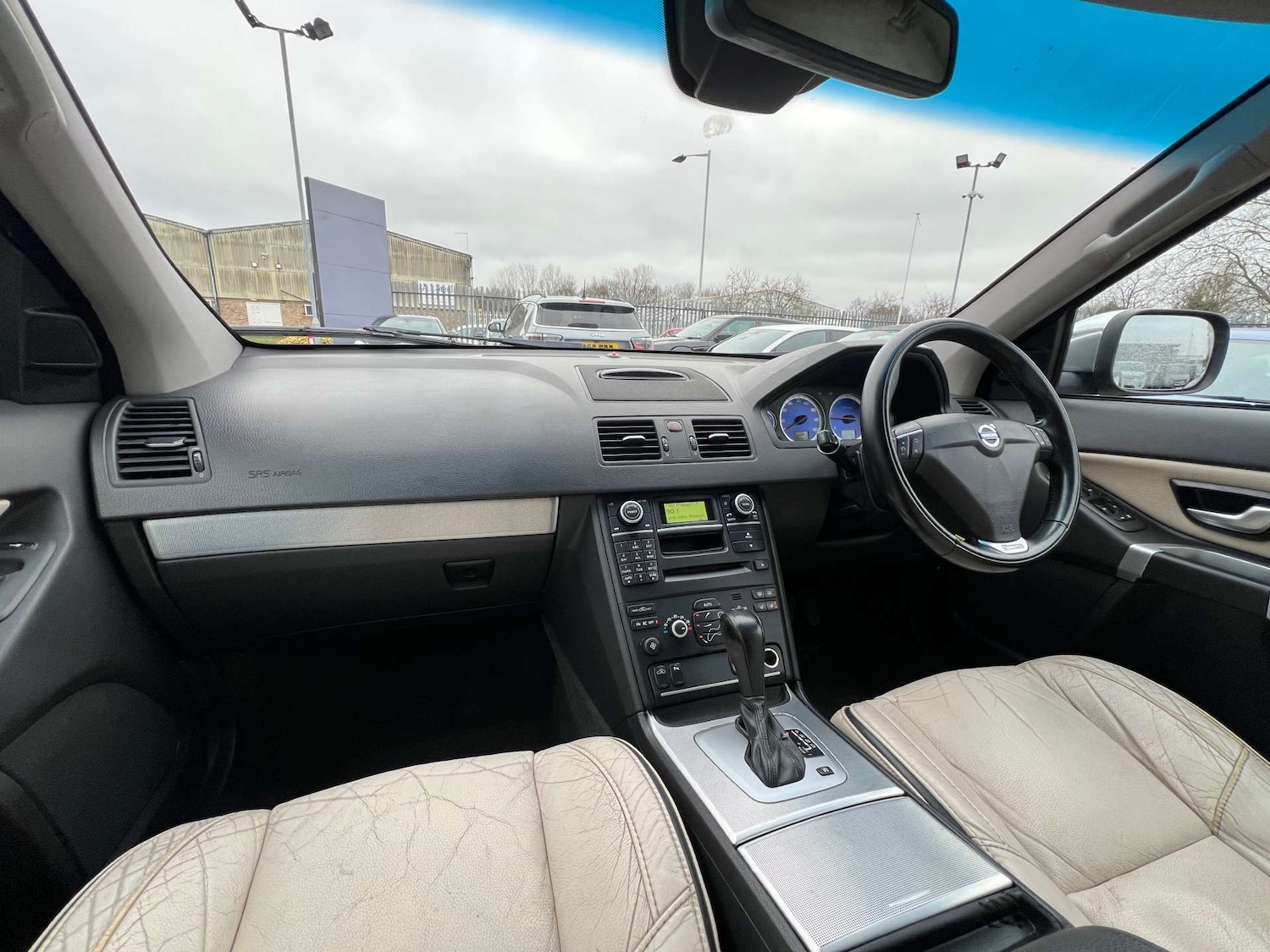 Used Volvo XC90 2011 for sale - 77088721: Photo 45