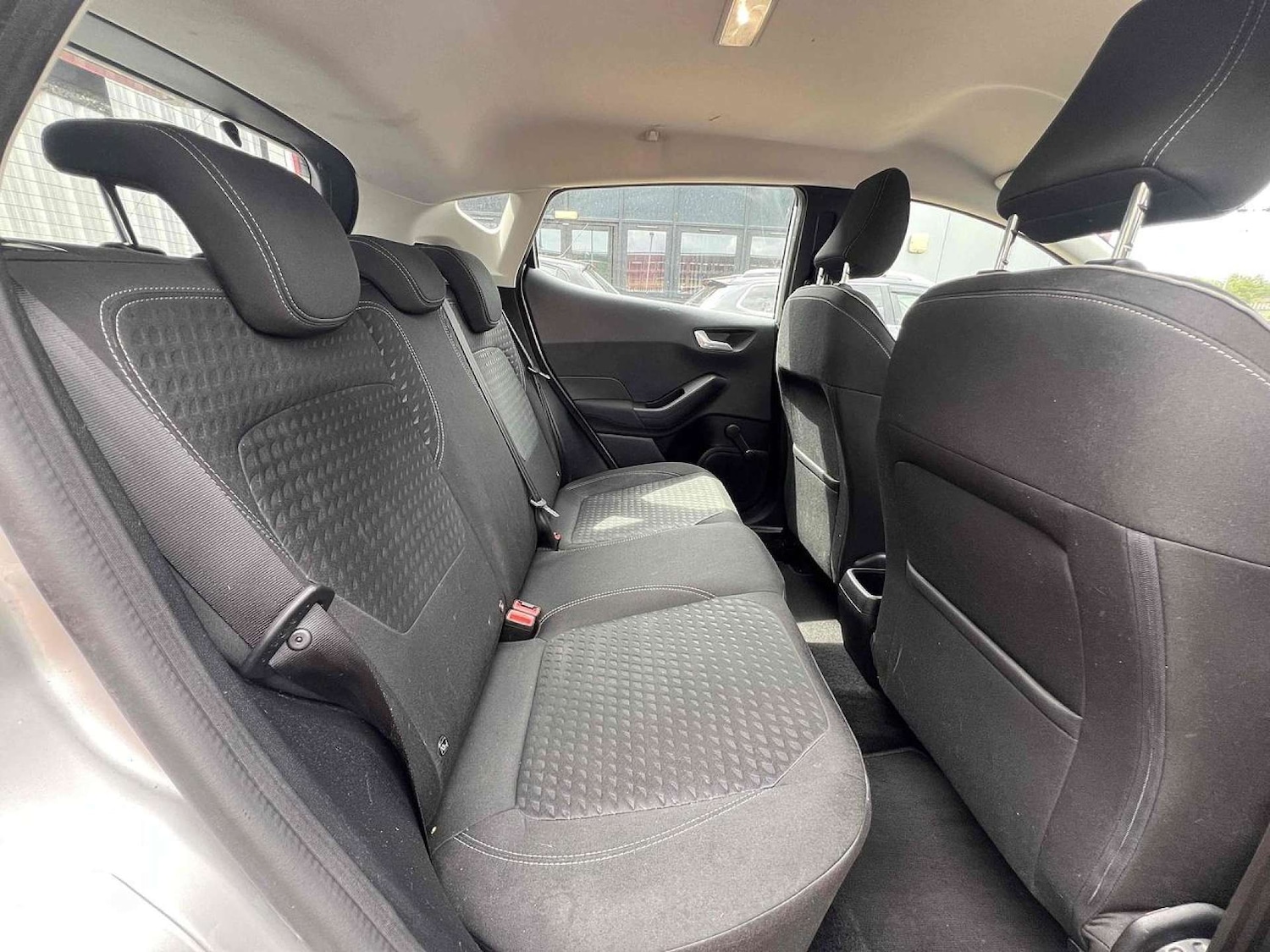 Used Ford Fiesta 2017 for sale - 76948227: Photo 14