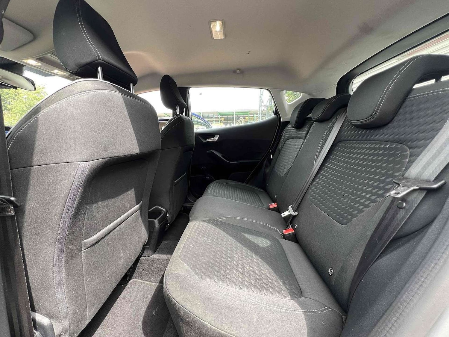 Used Ford Fiesta 2017 for sale - 76948227: Photo 17