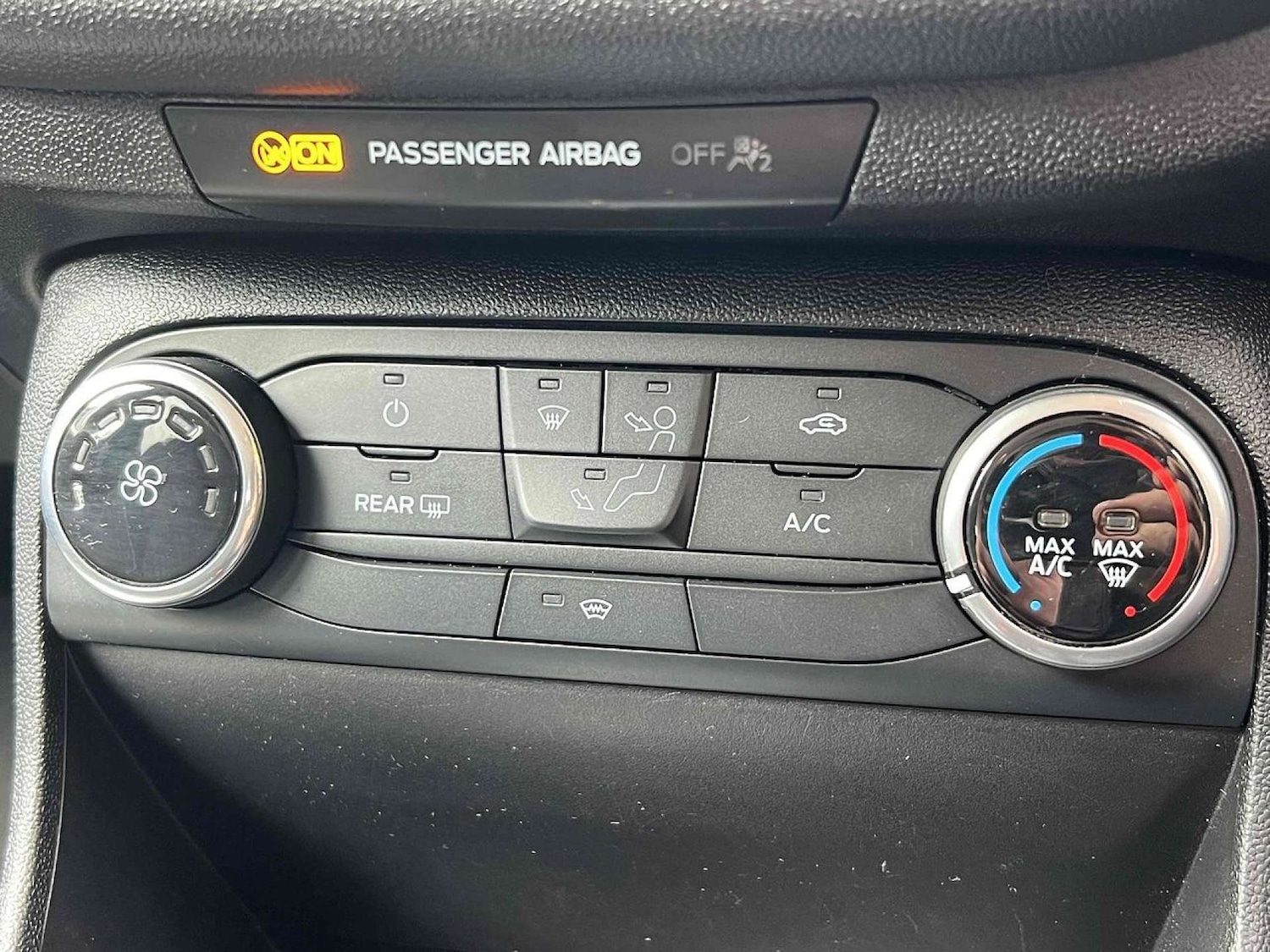 Used Ford Fiesta 2017 for sale - 76948227: Photo 26