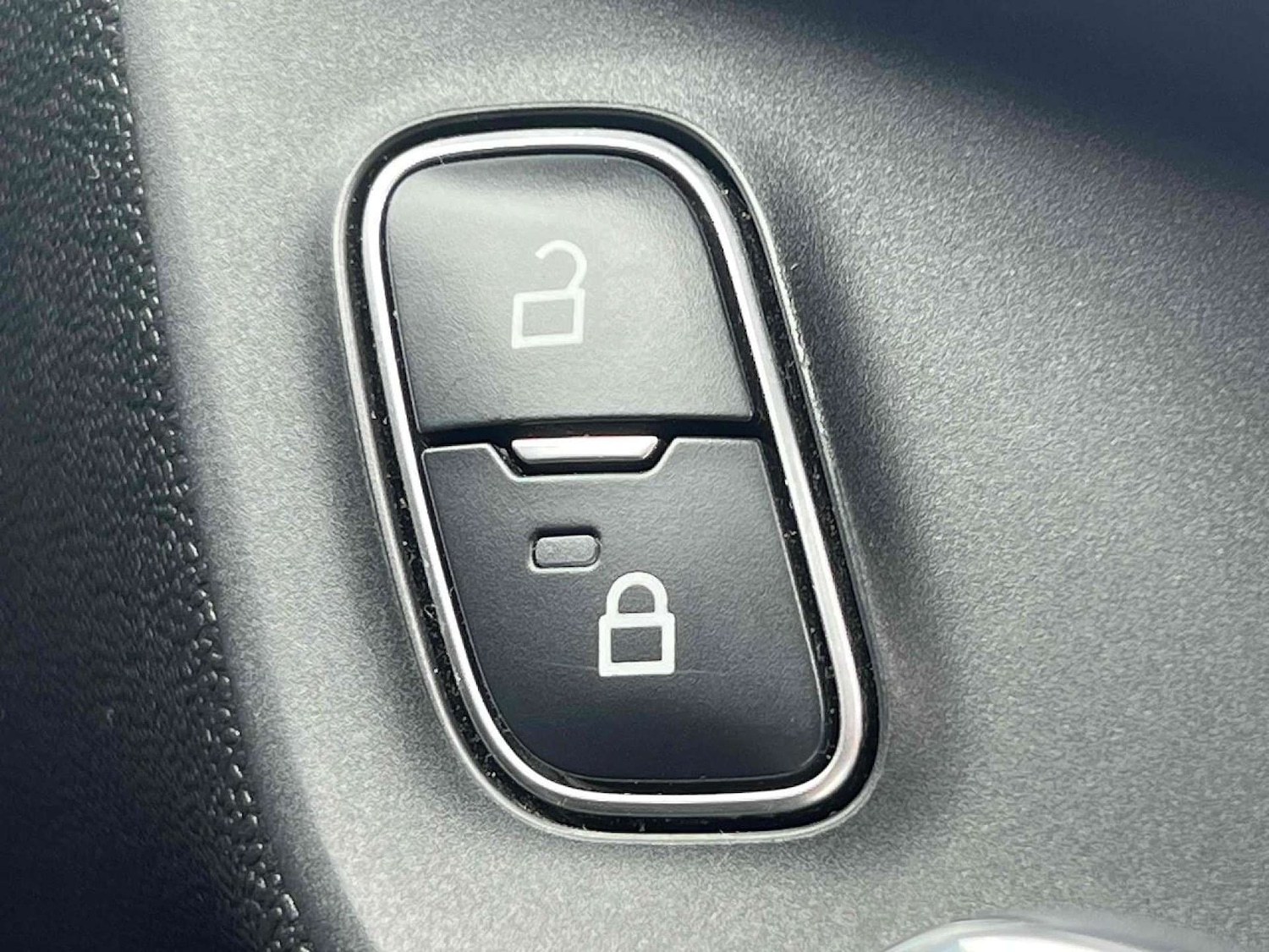 Used Ford Fiesta 2017 for sale - 76948227: Photo 36